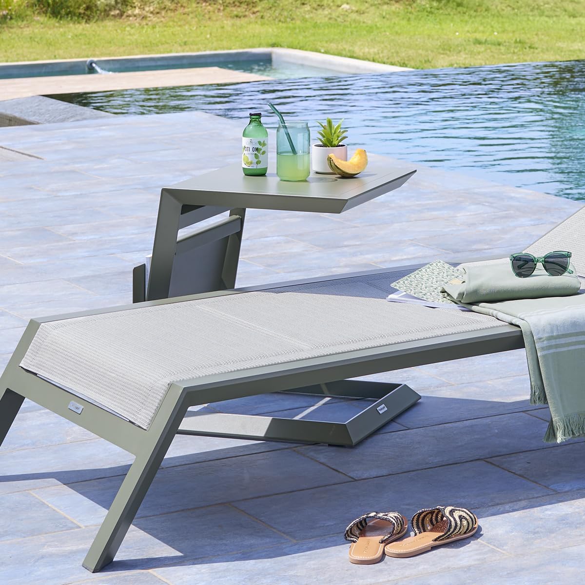 jardinito - Table d'appoint Allure - 55x45x55 cm - Vert Laurier
