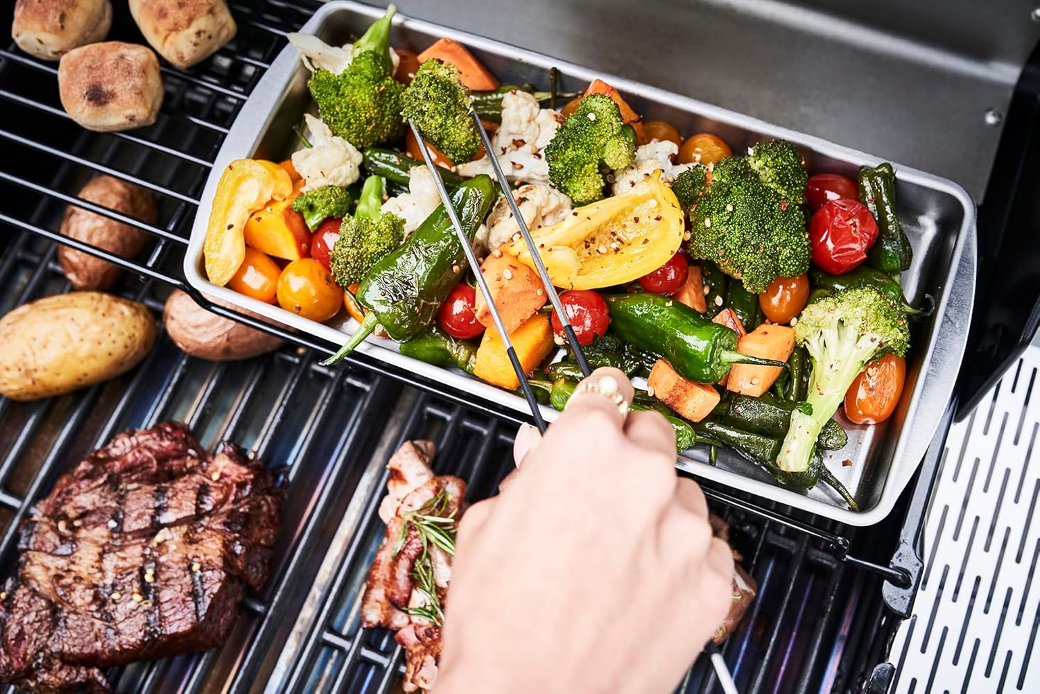 Char-Broil - Advantage PRO S 4 - 4 brûleurs, 900°C, TRU-Infrared, inox