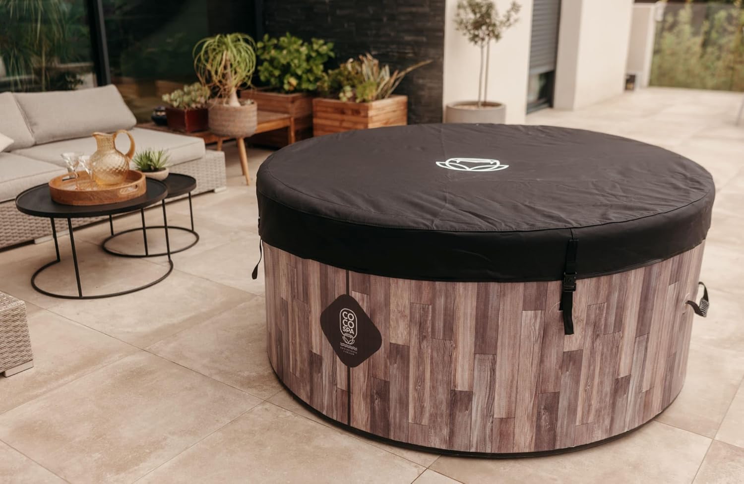 jardinito Nordik Spa Gonflable - 150 cm de diamètre - 800 litres - Moteur 2240 W - 2 à 4 Personnes - Massage 140 Jets