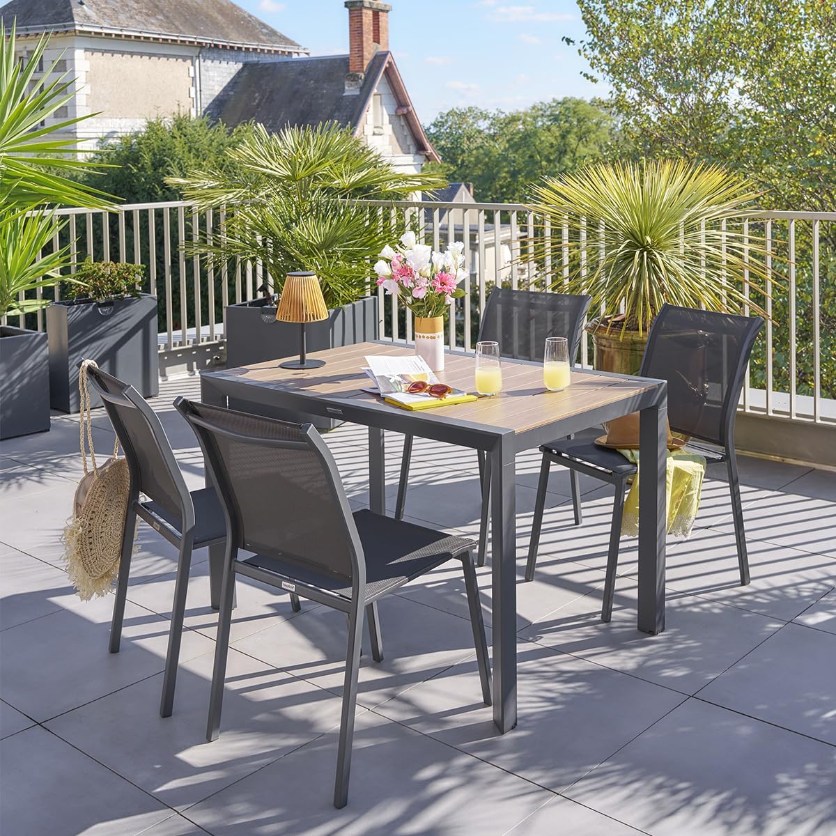 jardinito - Table évasion 4 places - aluminium effet bois - Honey/Graphite