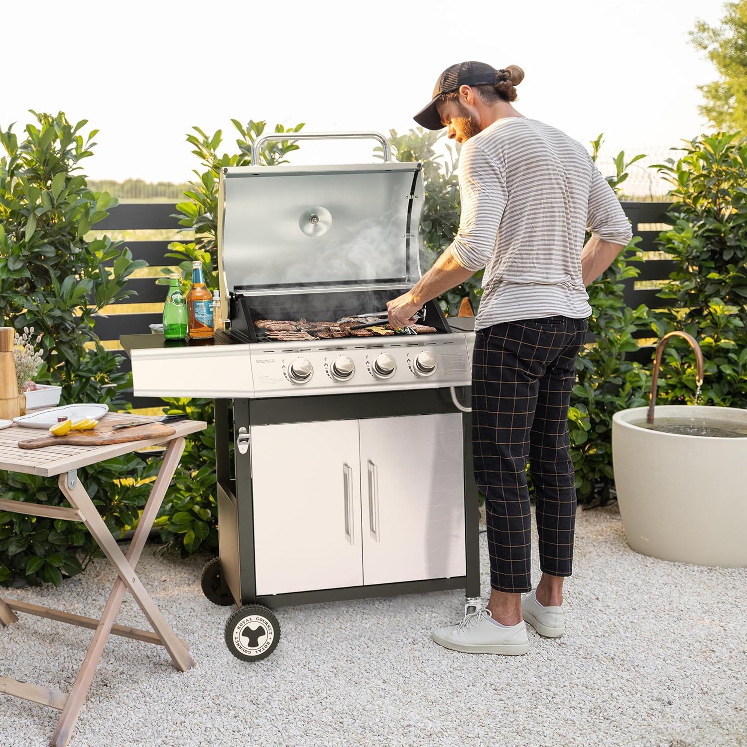 jardinito - Barbecue Gaz 4+1 brûleurs inox - 14,5kW - 2 portes, thermomètre, roues directionnelles