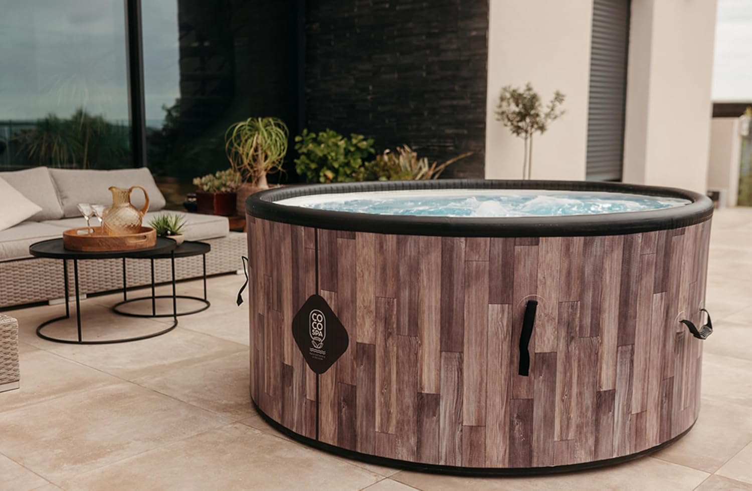 jardinito Nordik Spa Gonflable - 150 cm de diamètre - 800 litres - Moteur 2240 W - 2 à 4 Personnes - Massage 140 Jets